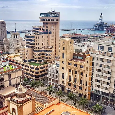 Adonis Capital 산타크루스데 테네리페