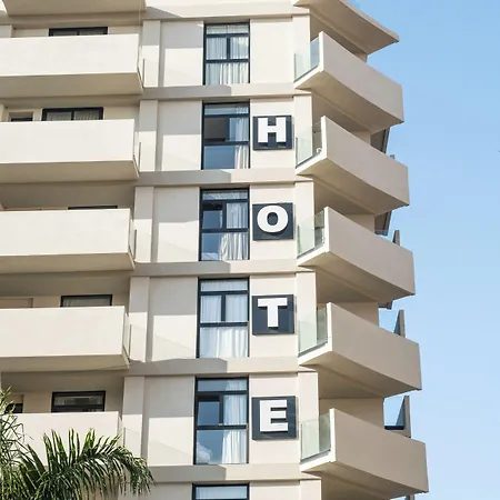 Hotel Adonis Capital