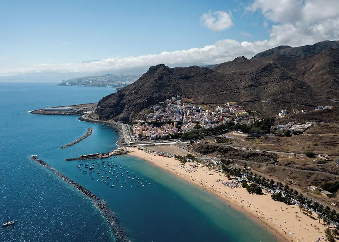 Adonis Capital מלון