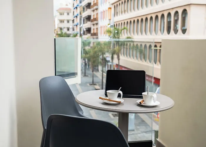 Adonis Capital מלון סנטה קרוז דה טנריף