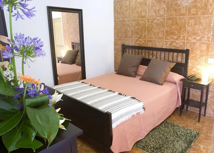 Adonis Capital מלון